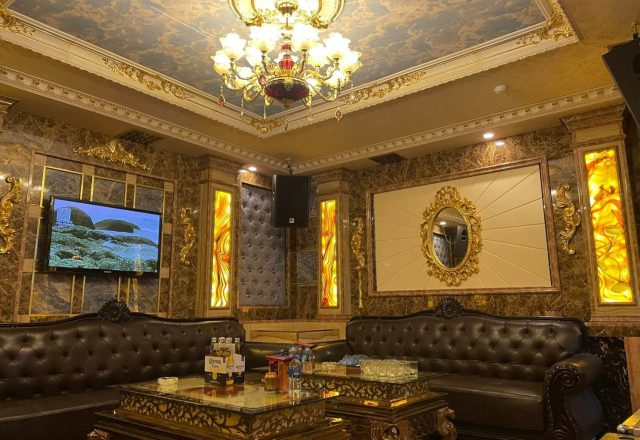Không gian phòng hát tại Karaoke Kenz Club, 202 Trung Kính, Cầu Giấy, Hà Nội