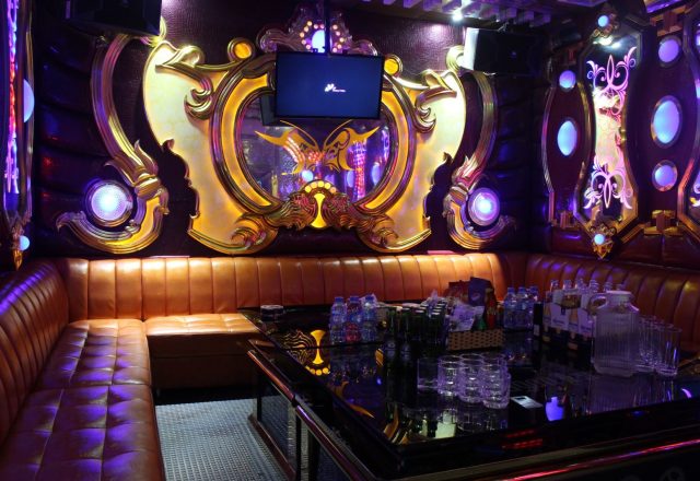 Không gian phòng hát tại Karaoke 107, phố Mai Hắc Đế, Hai Bà Trưng, Hà Nội