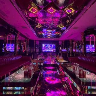 Nội thất phòng hát tại Karaoke Enter 69 Triệu Việt Vương, Hà Nội