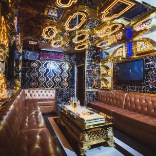 Nội thất phòng karaoke trang trọng tại 79 Thái Thịnh, Đống Đa, Hà Nội