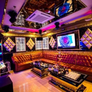 Nội thất phòng hát tại Karaoke Binbo, ngõ 81 Láng Hạ, quận Đống Đa, Hà Nội