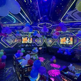 Phòng hát rộng phong cách hiện đại tại Karaoke F5, Hà Đông, Hà Nội