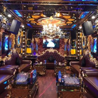 Không gian giải trí tại Karaoke Hoàng Gia, karaoke Cầu Giấy, Hà Nội
