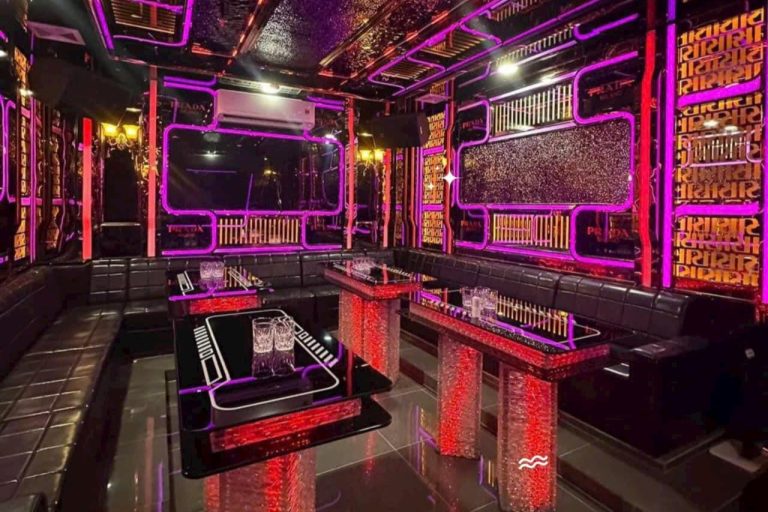 Phòng hát tại Karaoke Bali - 196 Khương Đình, 196 Khương Đình, Thanh Xuân, Hà Nội