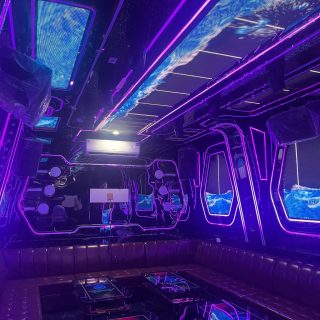 Phòng hát rộng cho nhóm đông tại Karaoke Sing KTV, Tố Hữu Hà Đông