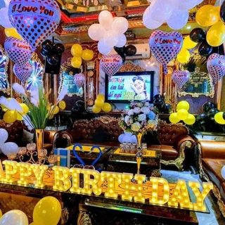 Phòng hát tại Karaoke Wine 1976, 72 Nguyễn Khang, Cầu Giấy