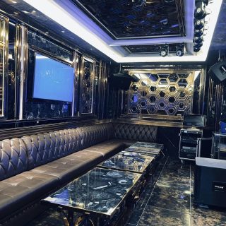 Phòng hát ấm cúng tại Karaoke Vol 1, Phương Liệt, Thanh Xuân, Hà Nội