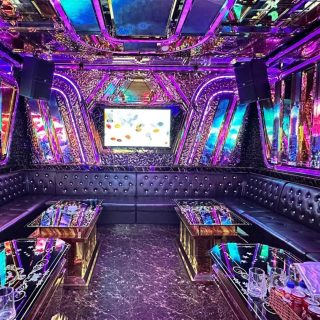 Hệ thống đèn LED trong phòng hát Karaoke Bali, Thanh Xuân