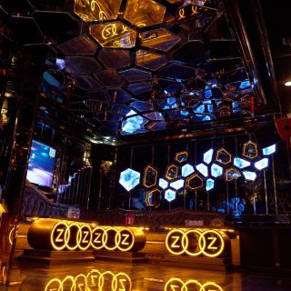 Phòng hát rộng cho nhóm đông tại Karaoke ZOZO, Cầu Giấy, Hà Nội