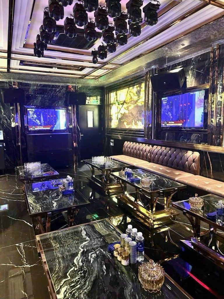 Phòng hát tại Karaoke Level, 36 Vũ Trọng Khánh, Mộ Lao, Hà Đông