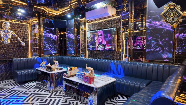 Phòng hát tại Karaoke Royal 97 Cầu Giấy, 97 Cầu Giấy, Cầu Giấy, Hà Nội