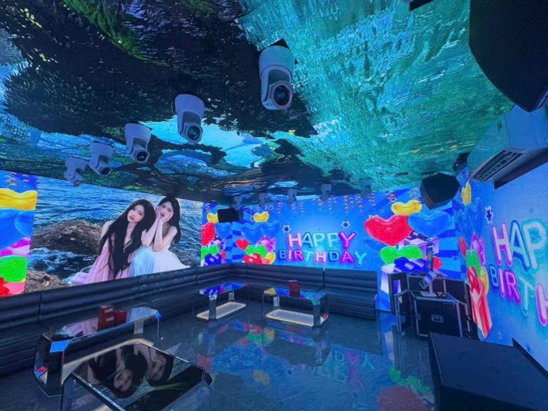Phòng VIP rộng rãi cho nhóm đông tại Karaoke S KTV Club, Cầu Giấy Hà Nội