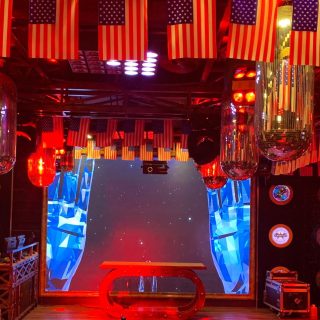 Không gian phòng hát nội thất sang trọng tại Karaoke X-Men, Đê La Thành