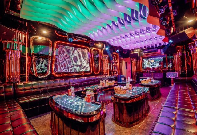 Phòng hát rộng tại Karaoke A999 trên phố Nguyễn Hoàng, Nam Từ Liêm
