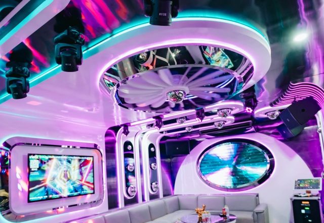 Karaoke Long Biên – Top Quán Karaoke Đẹp, Giá Tốt, Gần Đây 2026